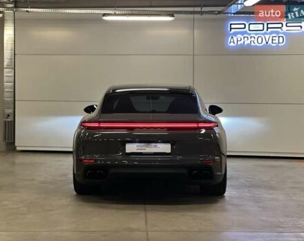 Сірий Порше Panamera, об'ємом двигуна 2.89 л та пробігом 7 тис. км за 177366 $, фото 8 на Automoto.ua