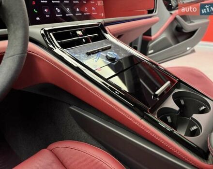 Сірий Порше Panamera, об'ємом двигуна 4 л та пробігом 1 тис. км за 235900 $, фото 35 на Automoto.ua