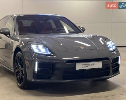 Сірий Порше Panamera, об'ємом двигуна 2.89 л та пробігом 7 тис. км за 177366 $, фото 12 на Automoto.ua