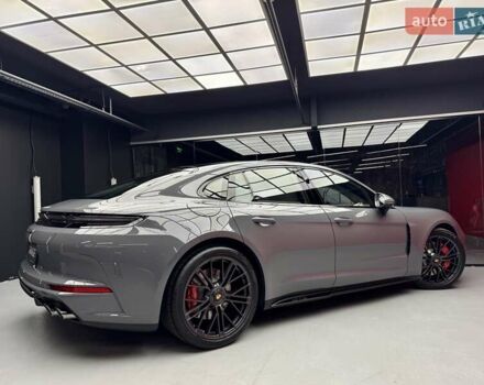 Сірий Порше Panamera, об'ємом двигуна 4 л та пробігом 1 тис. км за 235900 $, фото 14 на Automoto.ua