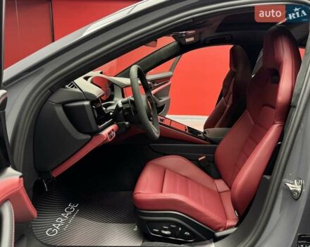 Сірий Порше Panamera, об'ємом двигуна 4 л та пробігом 1 тис. км за 235900 $, фото 26 на Automoto.ua