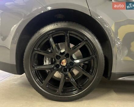 Сірий Порше Panamera, об'ємом двигуна 2.89 л та пробігом 7 тис. км за 177366 $, фото 17 на Automoto.ua