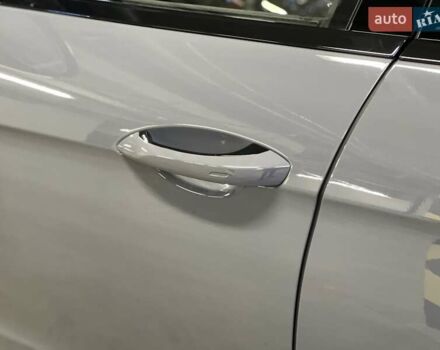 Сірий Порше Panamera, об'ємом двигуна 2.89 л та пробігом 7 тис. км за 177366 $, фото 19 на Automoto.ua