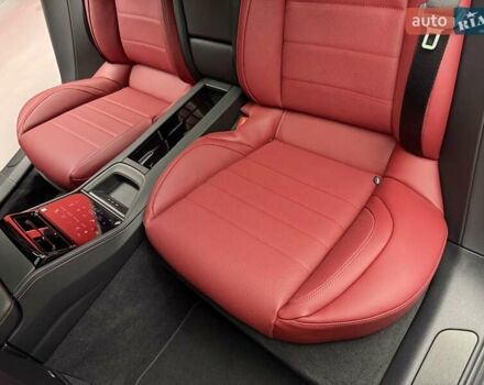 Сірий Порше Panamera, об'ємом двигуна 4 л та пробігом 1 тис. км за 235900 $, фото 43 на Automoto.ua