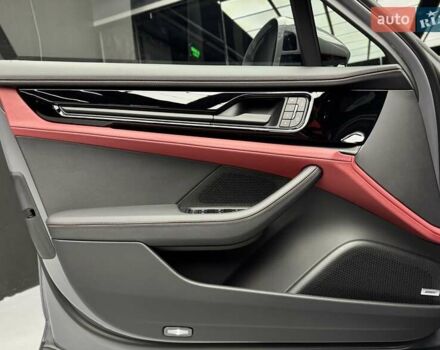 Сірий Порше Panamera, об'ємом двигуна 4 л та пробігом 1 тис. км за 235900 $, фото 24 на Automoto.ua