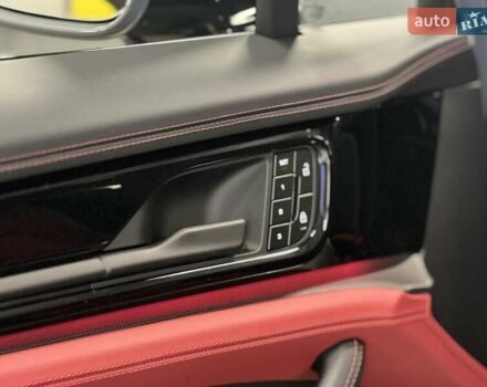 Сірий Порше Panamera, об'ємом двигуна 2.89 л та пробігом 7 тис. км за 177366 $, фото 36 на Automoto.ua