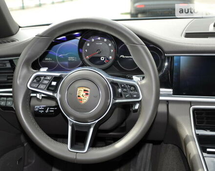 Сірий Порше Panamera, об'ємом двигуна 3 л та пробігом 42 тис. км за 79990 $, фото 10 на Automoto.ua