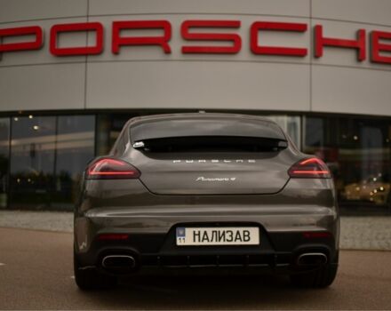 Сірий Порше Panamera, об'ємом двигуна 3.6 л та пробігом 112 тис. км за 27500 $, фото 15 на Automoto.ua