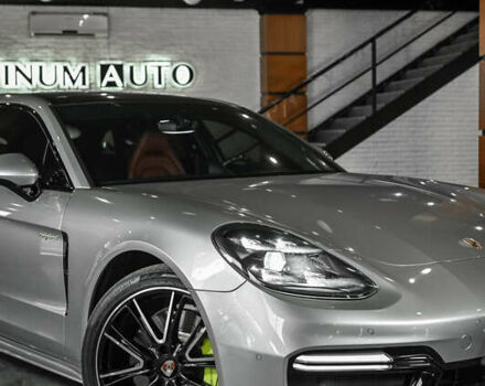 Сірий Порше Panamera, об'ємом двигуна 2.89 л та пробігом 27 тис. км за 91000 $, фото 66 на Automoto.ua