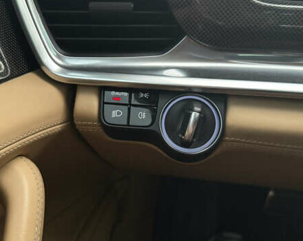 Серый Порше Панамера, объемом двигателя 2.9 л и пробегом 103 тыс. км за 63000 $, фото 21 на Automoto.ua