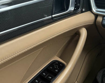 Серый Порше Панамера, объемом двигателя 2.9 л и пробегом 103 тыс. км за 63000 $, фото 20 на Automoto.ua