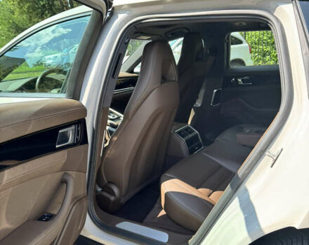 Сірий Порше Panamera, об'ємом двигуна 2.9 л та пробігом 104 тис. км за 76500 $, фото 16 на Automoto.ua