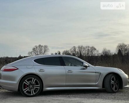 Сірий Порше Panamera, об'ємом двигуна 4.8 л та пробігом 143 тис. км за 27500 $, фото 9 на Automoto.ua