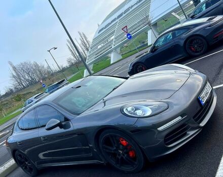 Сірий Порше Panamera, об'ємом двигуна 3 л та пробігом 80 тис. км за 40000 $, фото 1 на Automoto.ua