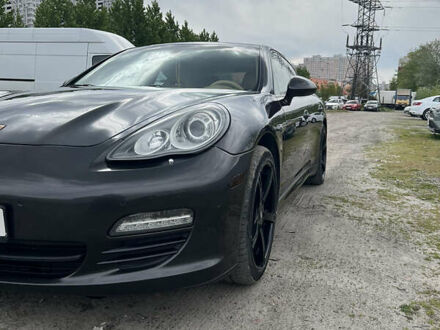 Порше Panamera 2009 у Києві на Automoto.ua Сірий Порше Panamera, об'ємом двигуна 4.8 л та пробігом 202 тис. км за 18999 $, фото 1 на Automoto.ua