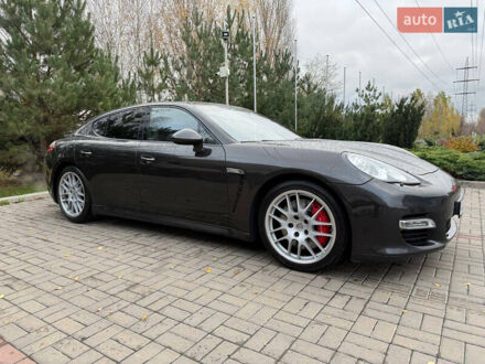 Сірий Порше Panamera, об'ємом двигуна 4.81 л та пробігом 167 тис. км за 21500 $, фото 1 на Automoto.ua