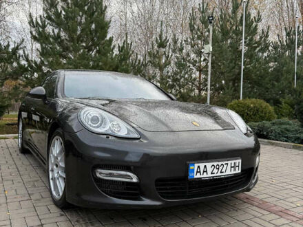 Серый Порше Панамера, объемом двигателя 4.81 л и пробегом 162 тыс. км за 19000 $, фото 1 на Automoto.ua