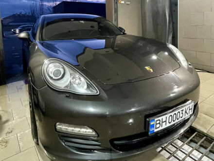 Сірий Порше Panamera, об'ємом двигуна 2.97 л та пробігом 225 тис. км за 32500 $, фото 1 на Automoto.ua