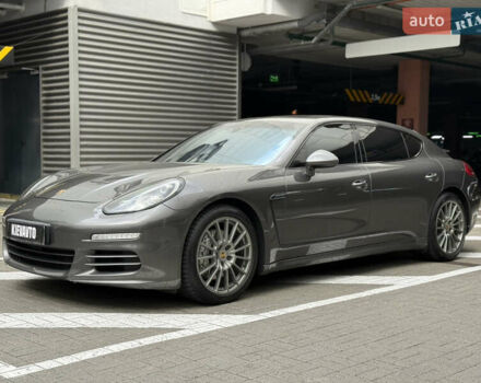 Серый Порше Панамера, объемом двигателя 3 л и пробегом 153 тыс. км за 26500 $, фото 1 на Automoto.ua