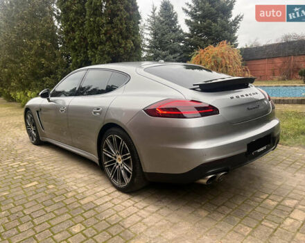 Серый Порше Панамера, объемом двигателя 3 л и пробегом 93 тыс. км за 27000 $, фото 1 на Automoto.ua