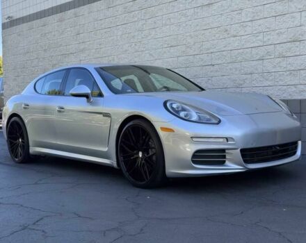 Серый Порше Панамера, объемом двигателя 3.6 л и пробегом 80 тыс. км за 20200 $, фото 1 на Automoto.ua