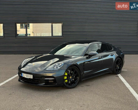 Сірий Порше Panamera, об'ємом двигуна 2.89 л та пробігом 138 тис. км за 60000 $, фото 1 на Automoto.ua