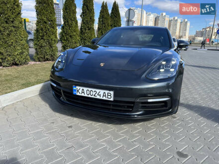 Порше Панамера 2017 в Киеве на Automoto.ua Серый Порше Панамера, объемом двигателя 3 л и пробегом 88 тыс. км за 55000 $, фото 1 на Automoto.ua