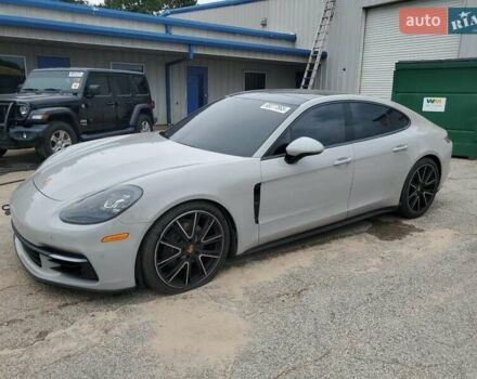 Сірий Порше Panamera, об'ємом двигуна 3 л та пробігом 60 тис. км за 19000 $, фото 1 на Automoto.ua