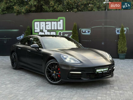 Сірий Порше Panamera, об'ємом двигуна 3 л та пробігом 68 тис. км за 89000 $, фото 1 на Automoto.ua