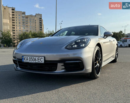 Сірий Порше Panamera, об'ємом двигуна 3 л та пробігом 55 тис. км за 87777 $, фото 1 на Automoto.ua