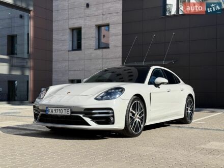 Сірий Порше Panamera, об'ємом двигуна 2.89 л та пробігом 75 тис. км за 89000 $, фото 1 на Automoto.ua