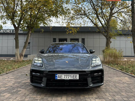 Порше Панамера 2025 в Кривом Роге на Automoto.ua Серый Порше Панамера, объемом двигателя 4 л и пробегом 9 тыс. км за 220000 $, фото 1 на Automoto.ua