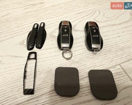 Синий Порше Панамера, объемом двигателя 4.8 л и пробегом 145 тыс. км за 22000 $, фото 25 на Automoto.ua