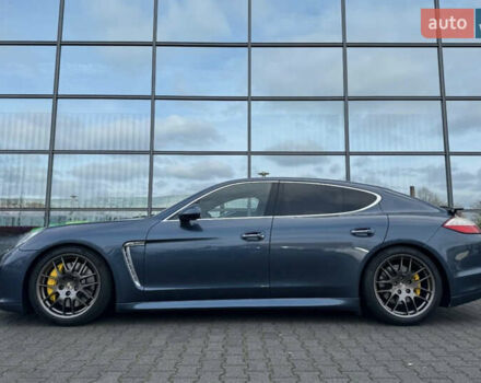 Синий Порше Панамера, объемом двигателя 4.81 л и пробегом 140 тыс. км за 42399 $, фото 2 на Automoto.ua