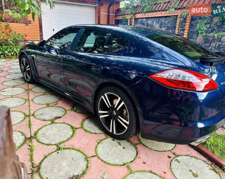 Порше Панамера 2013 в Киеве на Automoto.ua Синий Порше Панамера, объемом двигателя 4.81 л и пробегом 115 тыс. км за 32500 $, фото 16 на Automoto.ua