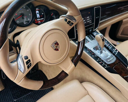 Порше Панамера 2013 в Киеве на Automoto.ua Синий Порше Панамера, объемом двигателя 4.81 л и пробегом 115 тыс. км за 32500 $, фото 20 на Automoto.ua