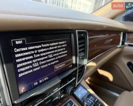 Синий Порше Панамера, объемом двигателя 3.61 л и пробегом 79 тыс. км за 29922 $, фото 14 на Automoto.ua