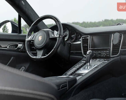 Синий Порше Панамера, объемом двигателя 4.81 л и пробегом 179 тыс. км за 34000 $, фото 9 на Automoto.ua