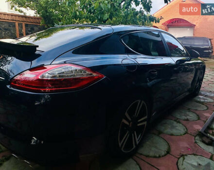 Порше Панамера 2013 в Киеве на Automoto.ua Синий Порше Панамера, объемом двигателя 4.81 л и пробегом 115 тыс. км за 32500 $, фото 5 на Automoto.ua