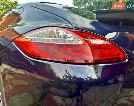 Порше Панамера 2013 в Киеве на Automoto.ua Синий Порше Панамера, объемом двигателя 4.81 л и пробегом 115 тыс. км за 32500 $, фото 12 на Automoto.ua