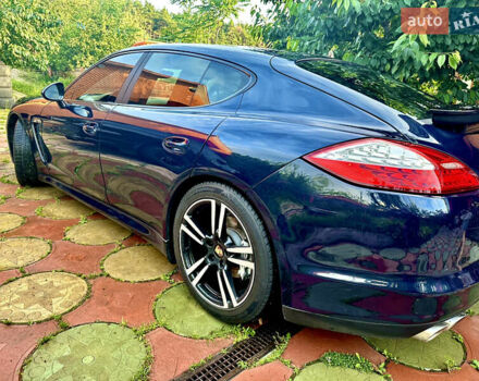 Порше Панамера 2013 в Киеве на Automoto.ua Синий Порше Панамера, объемом двигателя 4.81 л и пробегом 115 тыс. км за 32500 $, фото 10 на Automoto.ua