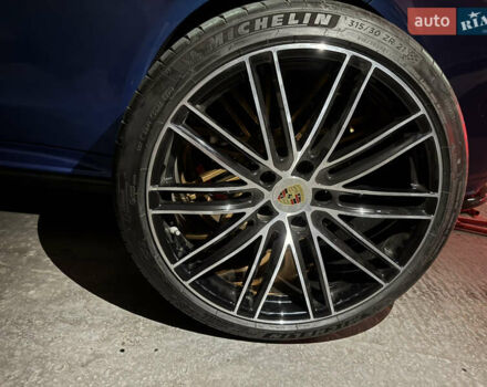 Синий Порше Панамера, объемом двигателя 4 л и пробегом 45 тыс. км за 79000 $, фото 25 на Automoto.ua