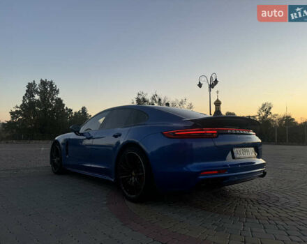 Синий Порше Панамера, объемом двигателя 4 л и пробегом 89 тыс. км за 82000 $, фото 5 на Automoto.ua