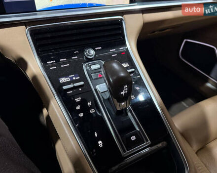 Синий Порше Панамера, объемом двигателя 4 л и пробегом 48 тыс. км за 68000 $, фото 6 на Automoto.ua