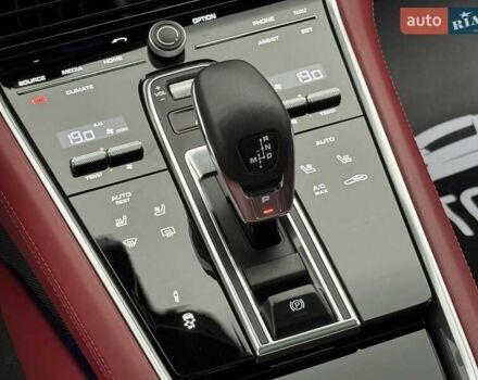 Синий Порше Панамера, объемом двигателя 4 л и пробегом 64 тыс. км за 79990 $, фото 97 на Automoto.ua