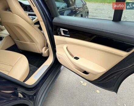 Синій Порше Panamera, об'ємом двигуна 3 л та пробігом 89 тис. км за 49500 $, фото 23 на Automoto.ua