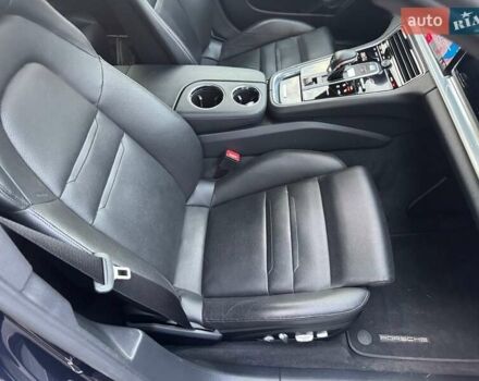 Синій Порше Panamera, об'ємом двигуна 2.89 л та пробігом 71 тис. км за 69900 $, фото 69 на Automoto.ua