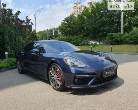 Синій Порше Panamera, об'ємом двигуна 4 л та пробігом 77 тис. км за 96999 $, фото 2 на Automoto.ua