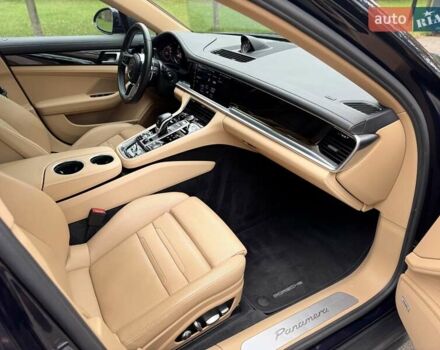 Синій Порше Panamera, об'ємом двигуна 3 л та пробігом 89 тис. км за 49500 $, фото 17 на Automoto.ua