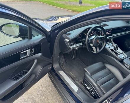 Синій Порше Panamera, об'ємом двигуна 2.89 л та пробігом 71 тис. км за 69900 $, фото 23 на Automoto.ua